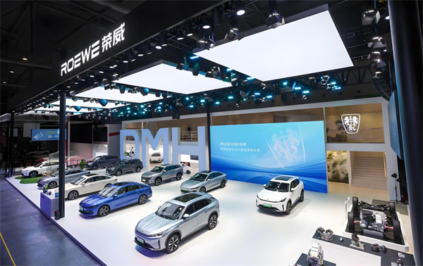 上汽集團(tuán)：越過(guò)2024年的“極點(diǎn)”，在2025進(jìn)入新的速度和節(jié)奏