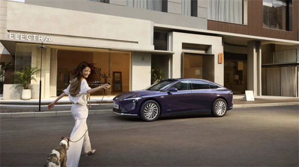 技術(shù)破局、全球突圍！上汽以改革深功鑄就“九連漲”硬核答卷