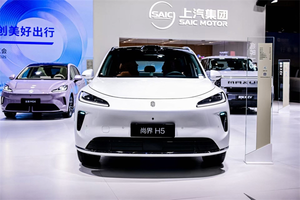 向“新”而行，上汽以科技重塑增長(zhǎng)引擎