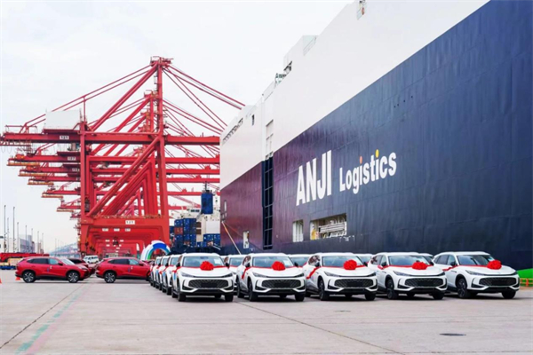 爆款產(chǎn)品不斷：上汽集團，長期主義不是“慢”