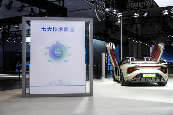 專(zhuān)訪賈健旭：以“新范式”破局，重構(gòu)中國(guó)汽車(chē)新坐標(biāo)