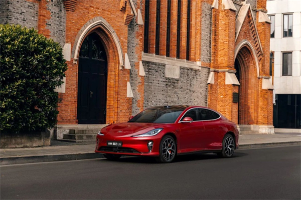 巨輪破浪前行，這個春天里，上汽多管齊下激活增長動能