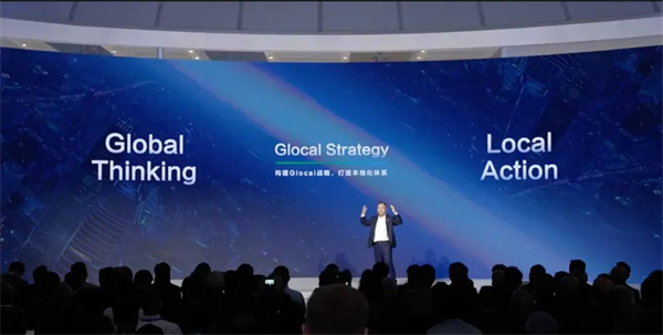 上汽轉(zhuǎn)型啟示錄：潮頭擊水三重浪