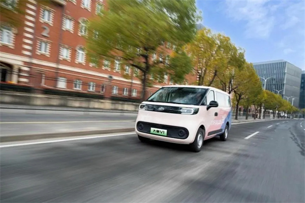 轉(zhuǎn)型見成效，大通拿下這半年