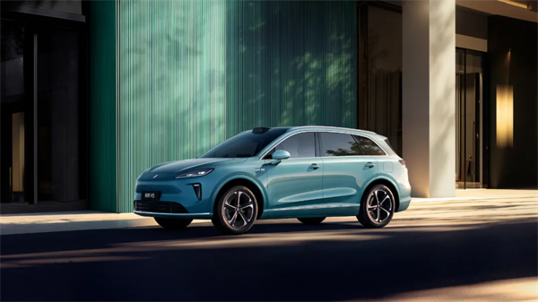 驚濤里再起航，上汽集團(tuán)轉(zhuǎn)型有哪些初步成效？