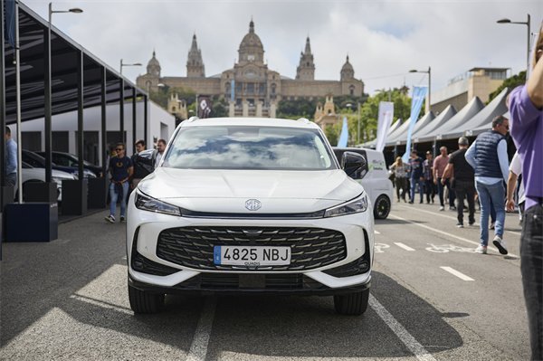 半年“六連漲”銷量奪冠軍 上汽集團(tuán)破局而立