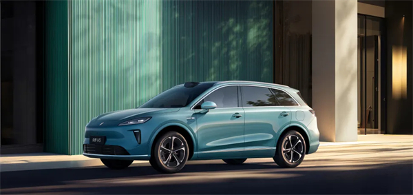 上半年零售銷量奪冠，飽和式進攻箭在弦上：上汽勢如破竹