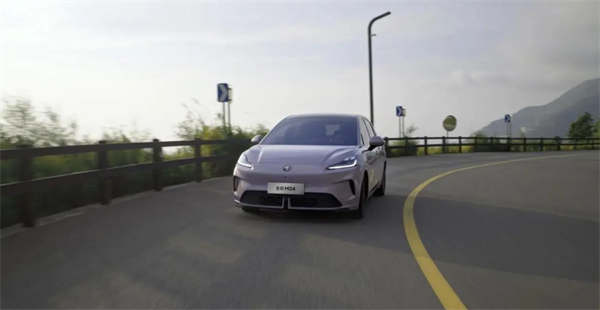 上汽七連漲背后，一場關(guān)于中國汽車變革的深度敘事