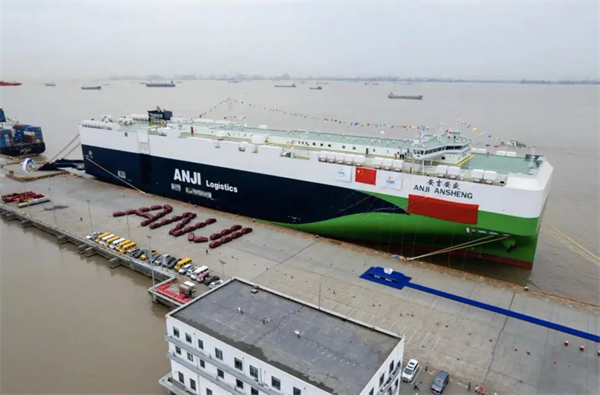 上汽七連漲背后，一場關(guān)于中國汽車變革的深度敘事