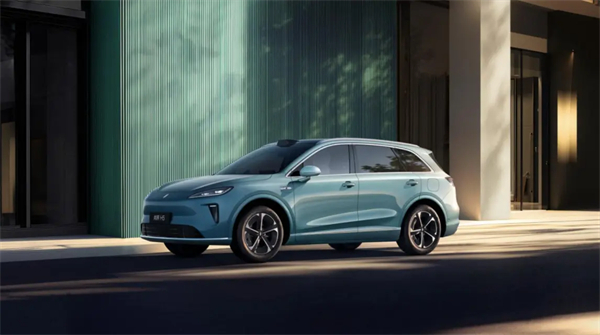 上汽七連漲背后，一場關(guān)于中國汽車變革的深度敘事