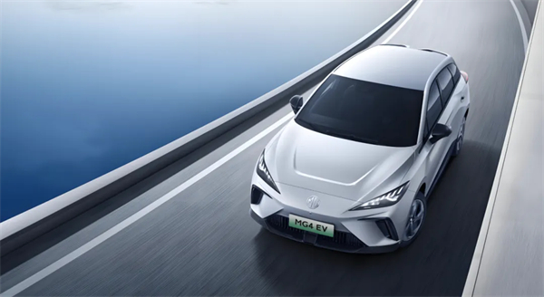 現(xiàn)在和未來(lái)，上汽兩個(gè)都要