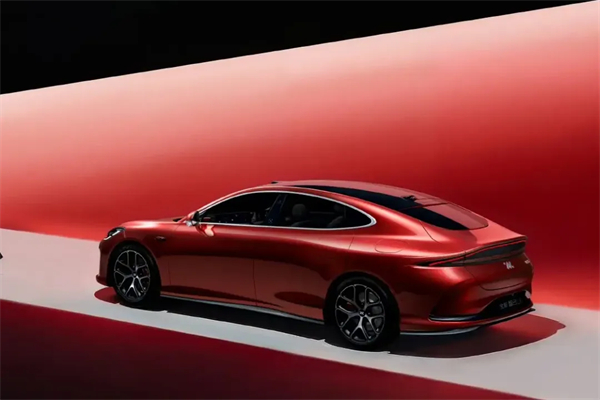 上汽集團(tuán)跑贏行業(yè)大盤的，不僅僅是銷量七連漲