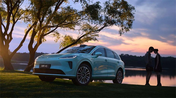 上汽，善下先手棋