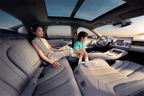 時(shí)代的車(chē)門(mén)，被消費(fèi)者狠狠推開(kāi)