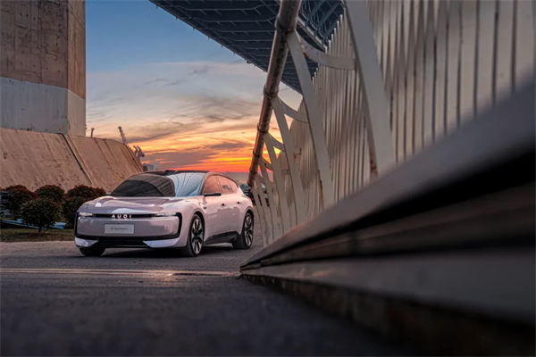 上汽穿越周期，遇見破曉