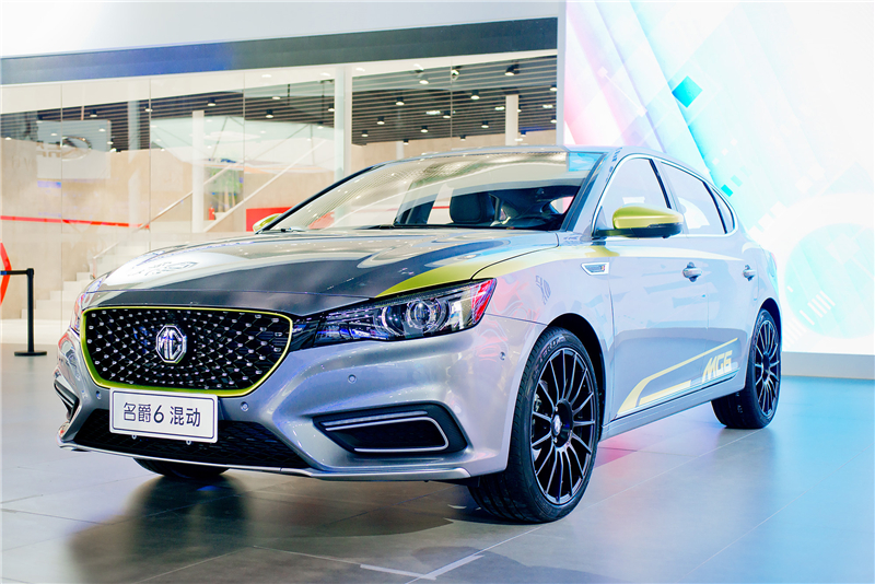 “豪華互聯(lián)網(wǎng)新能源轎跑”帶著一大波“爵不將就”的MG名爵新能源車向你靠近