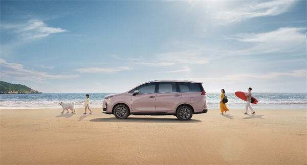 全球唯一10萬(wàn)級(jí)混動(dòng)MPV——上汽大通 G50 混動(dòng)上市，售價(jià)13.98萬(wàn)起