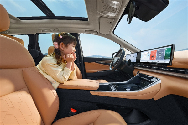 全球唯一10萬(wàn)級(jí)混動(dòng)MPV——上汽大通 G50 混動(dòng)上市，售價(jià)13.98萬(wàn)起