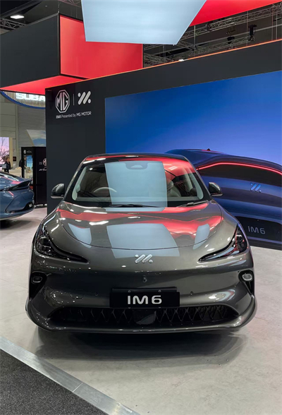 智己汽車正式登陸澳大利亞，雙車閃耀墨爾本車展