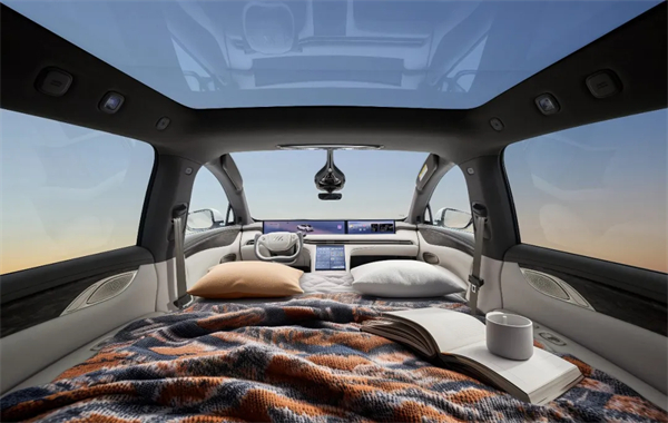 智己LS7煥新版上市，限時(shí)權(quán)益價(jià)32.99萬(wàn)元