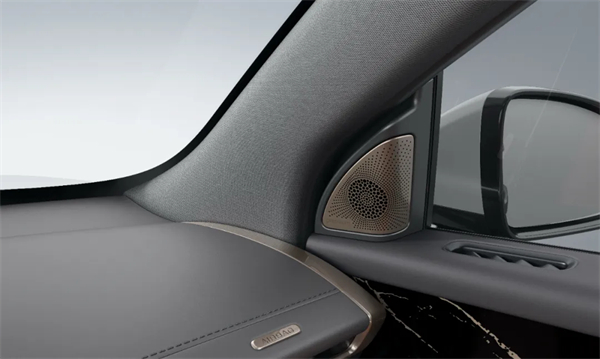 置換補(bǔ)貼價(jià)8.98萬元起！五菱星光S 2025款正式上市，以「大快好省」打造全場景家庭出行體驗(yàn)！