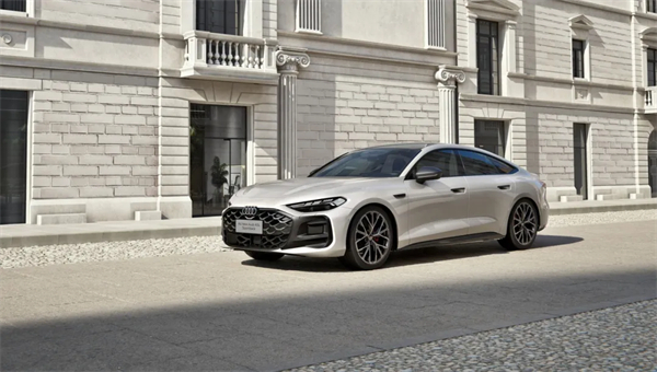 全新上汽奧迪A5L Sportback正式上市，限時(shí)臻享價(jià)25.99萬(wàn)元起