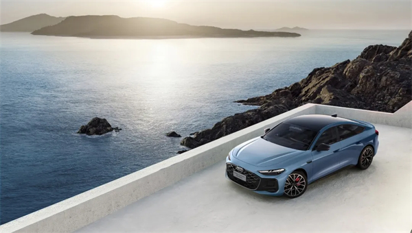 全新上汽奧迪A5L Sportback正式上市，限時(shí)臻享價(jià)25.99萬(wàn)元起