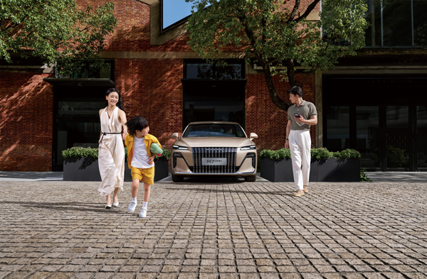 榮威M7 DMH重磅上市，限時美好價8.58萬元起享新能源時代家轎王