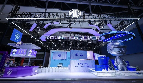 使命如燈，方向如舵：照亮上汽的一年