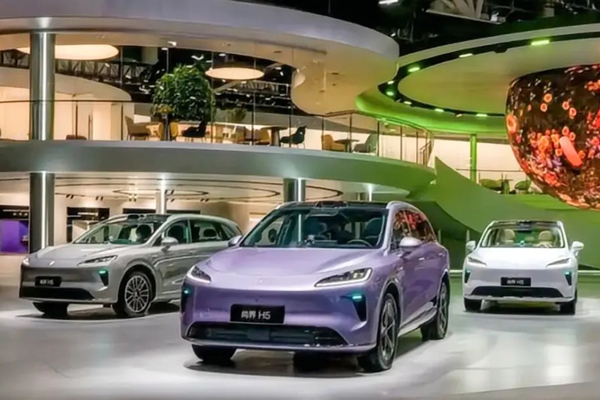 懂車更懂你，廣州車展大秀肌肉，上汽憑何奪回龍頭？